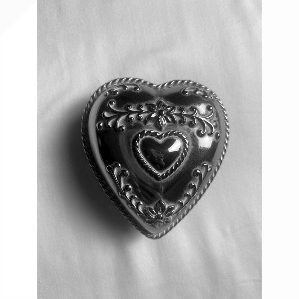 Brighton Silver Tone Heart Trinket Box Floral Rope Edge Jewelry Keepsake‎